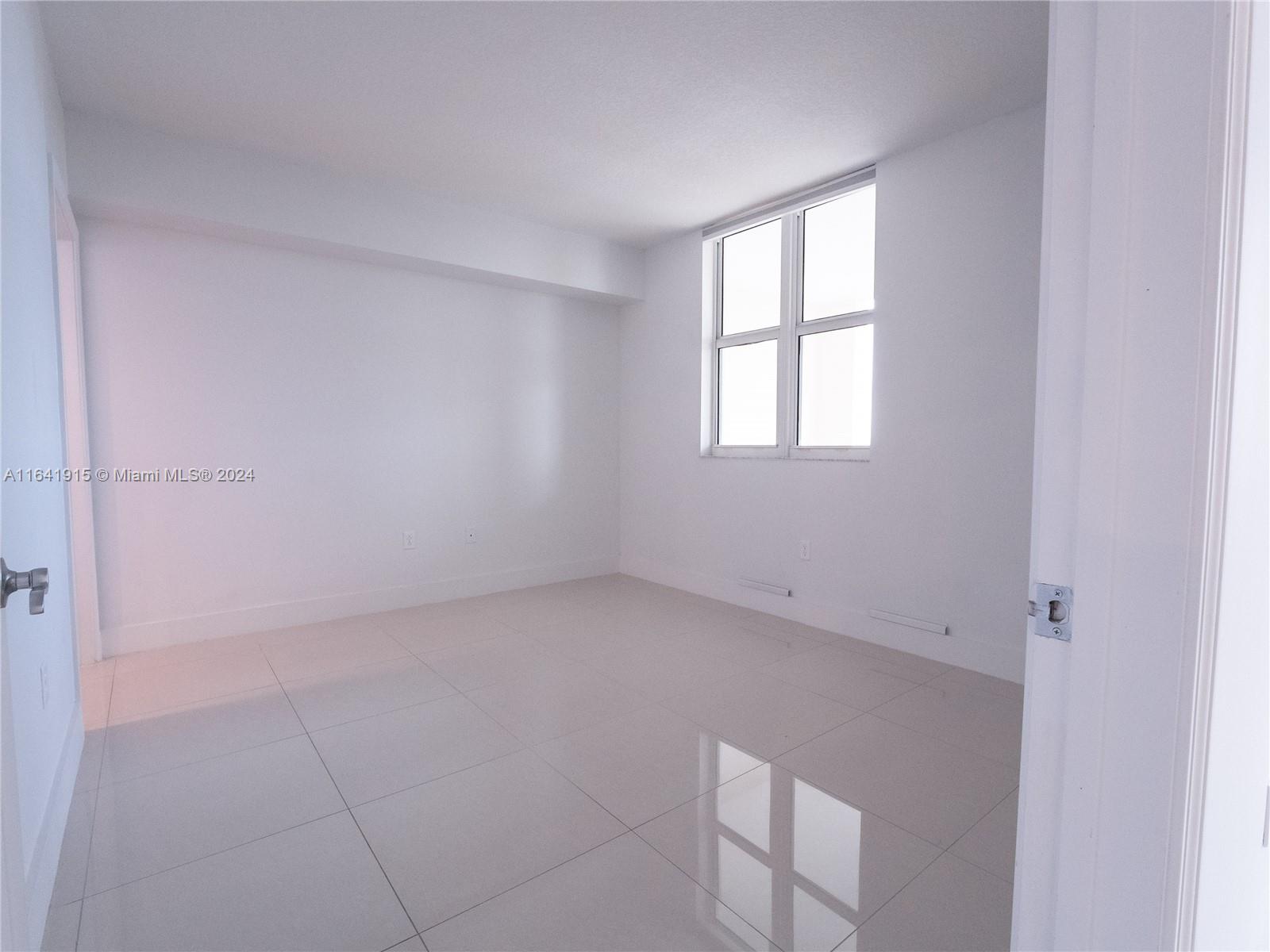 117 NW 42nd Ave # 912