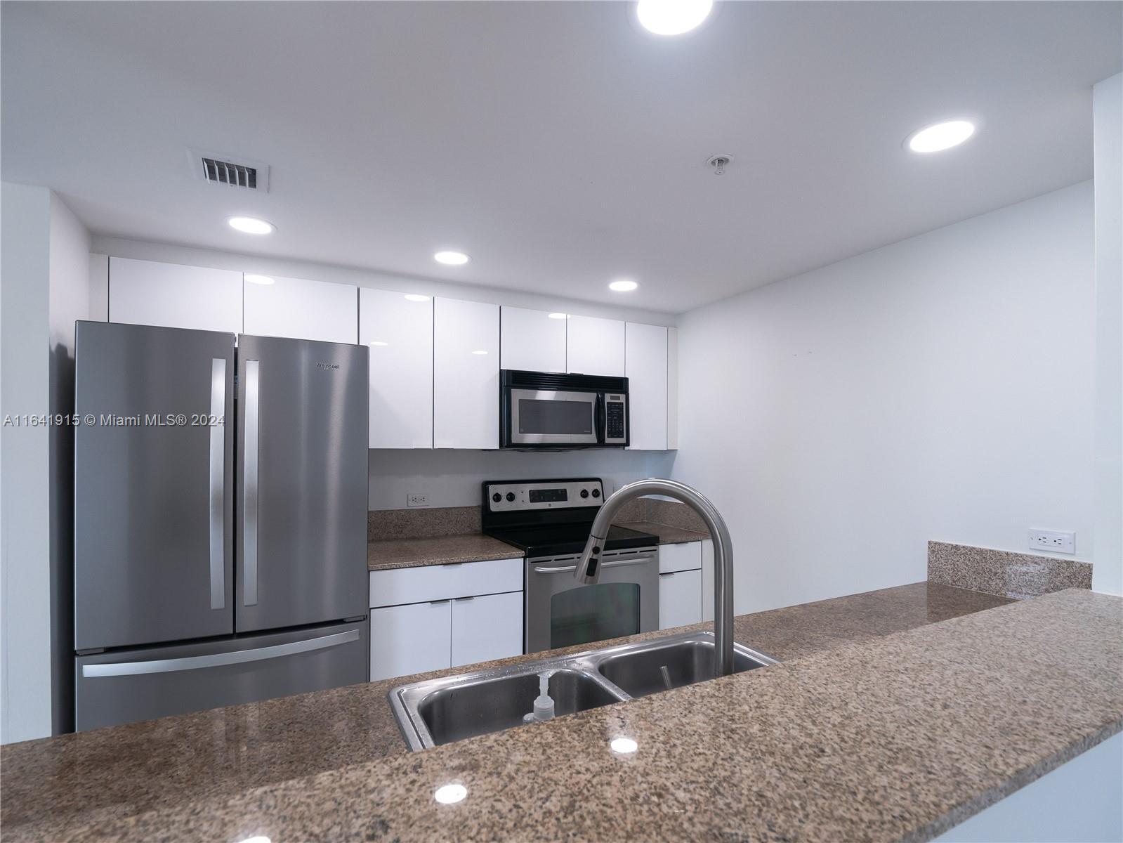 117 NW 42nd Ave # 912