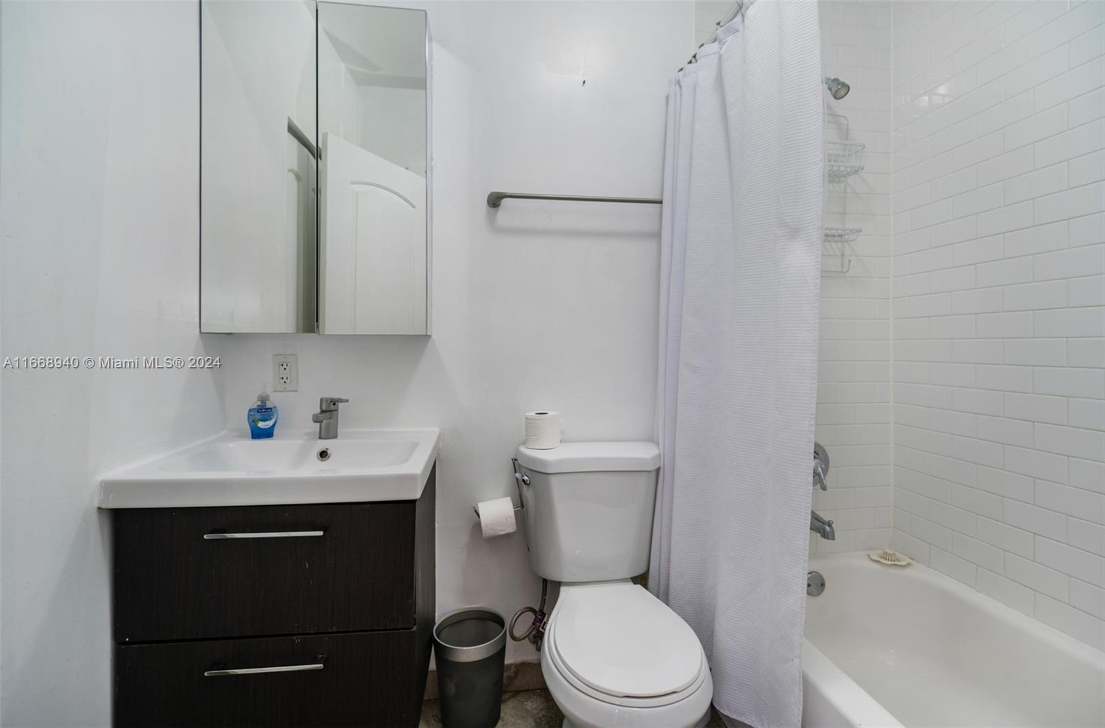 162 NW 42nd St # 162