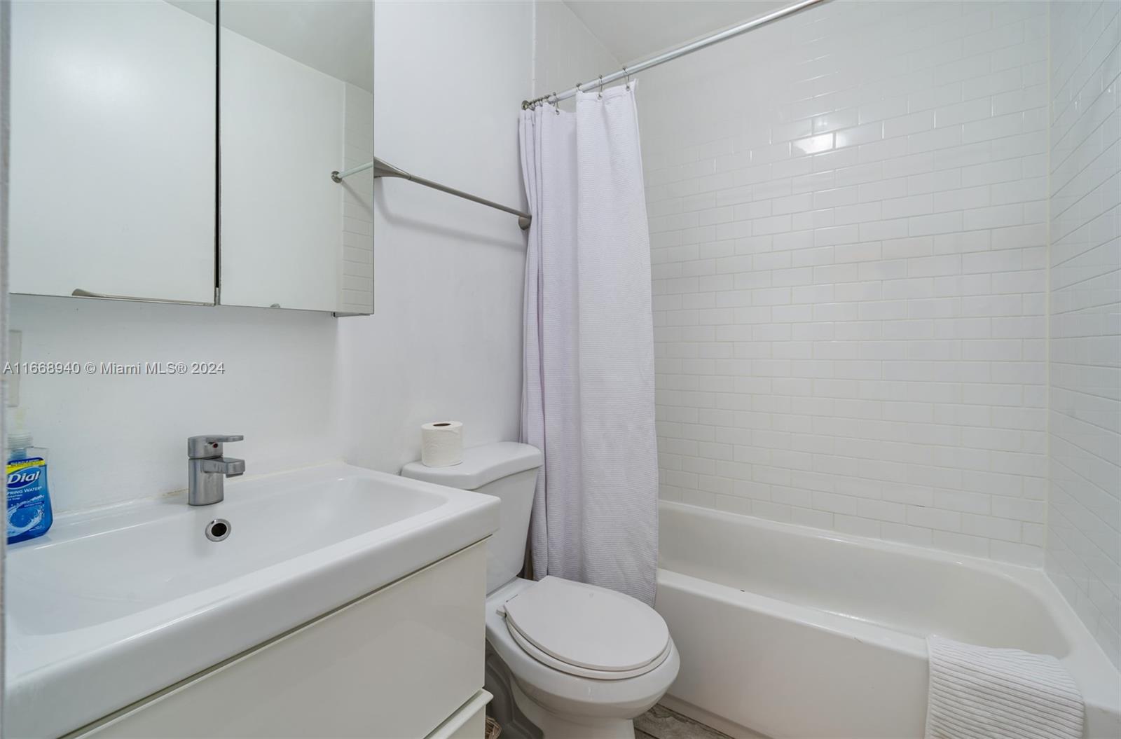 162 NW 42nd St # 162