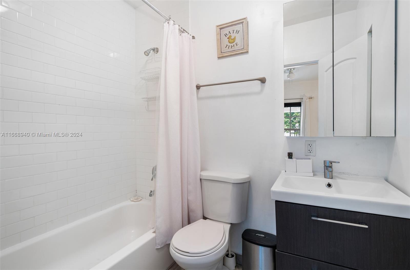 162 NW 42nd St # 162
