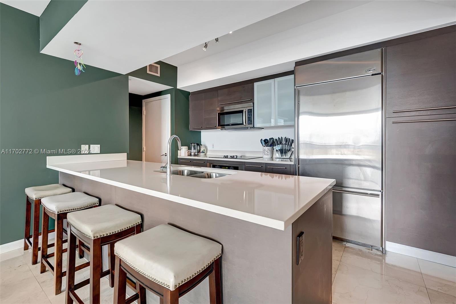55 SE 6th St # 3903