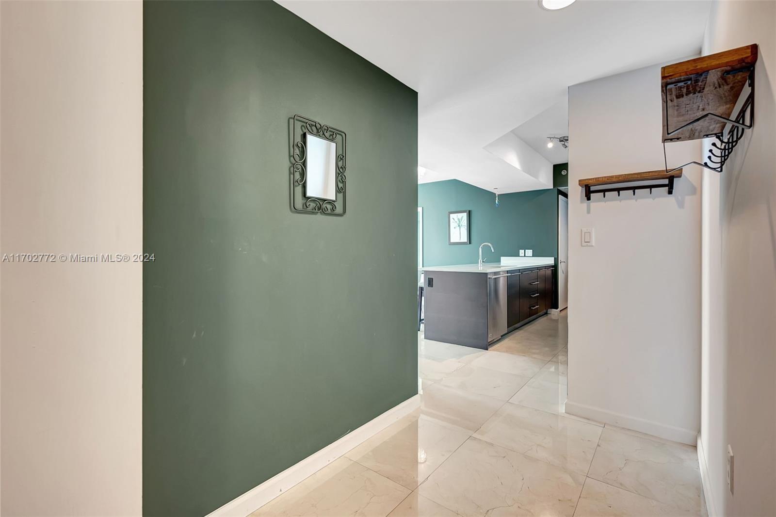 55 SE 6th St # 3903