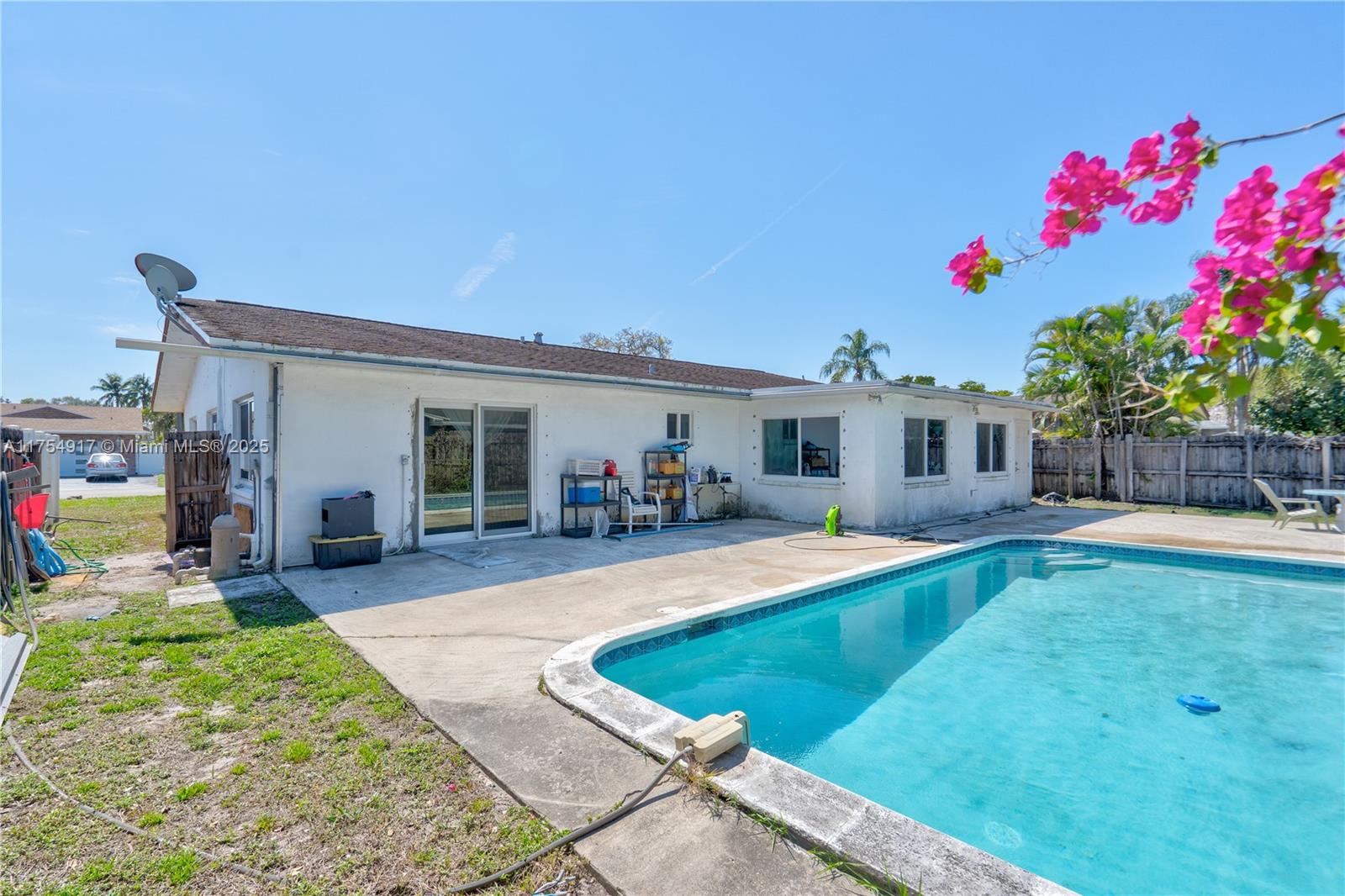3311 NW 65th St