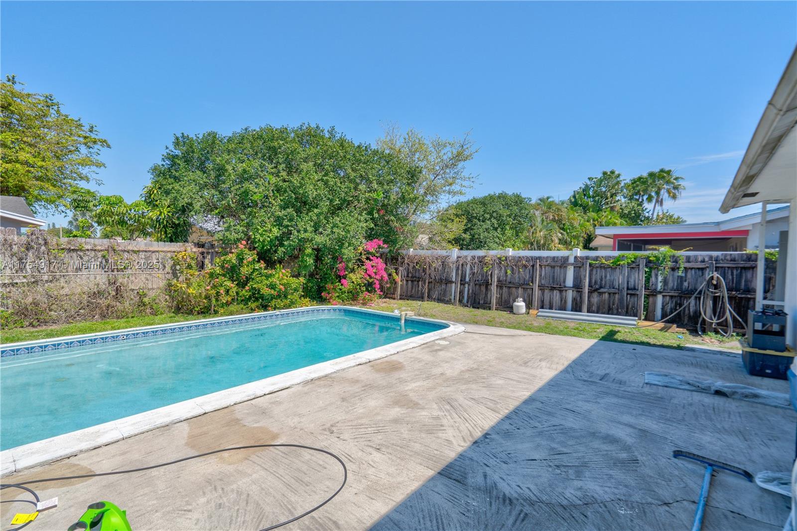 3311 NW 65th St
