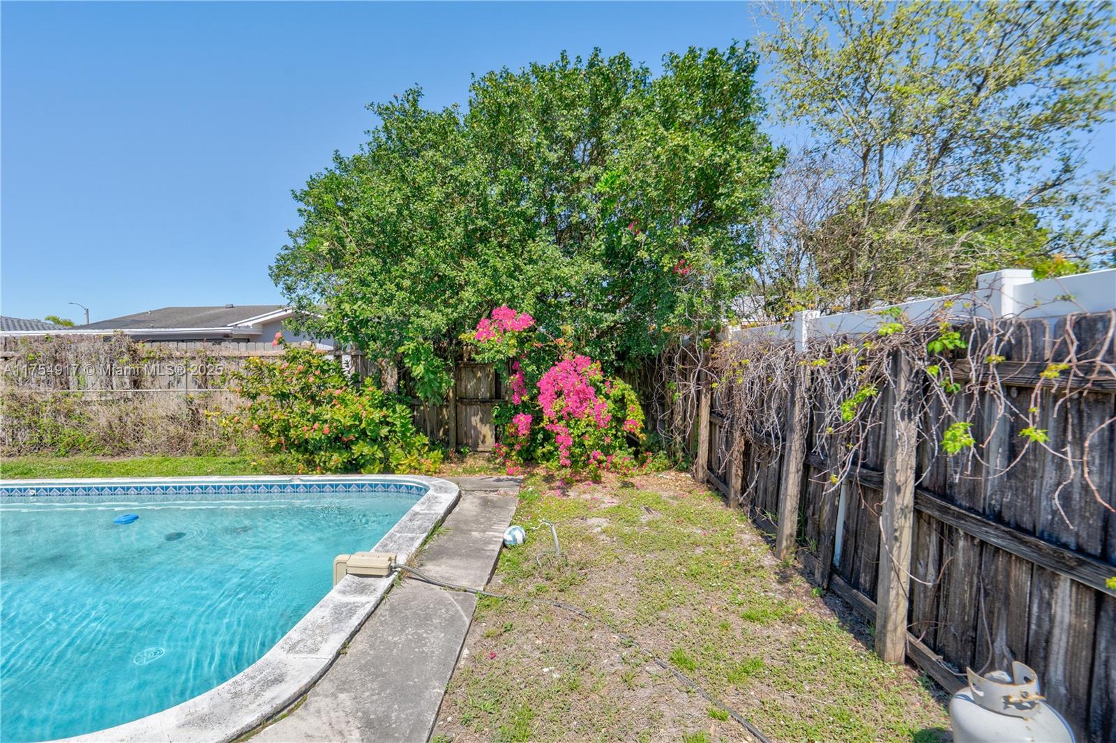 3311 NW 65th St