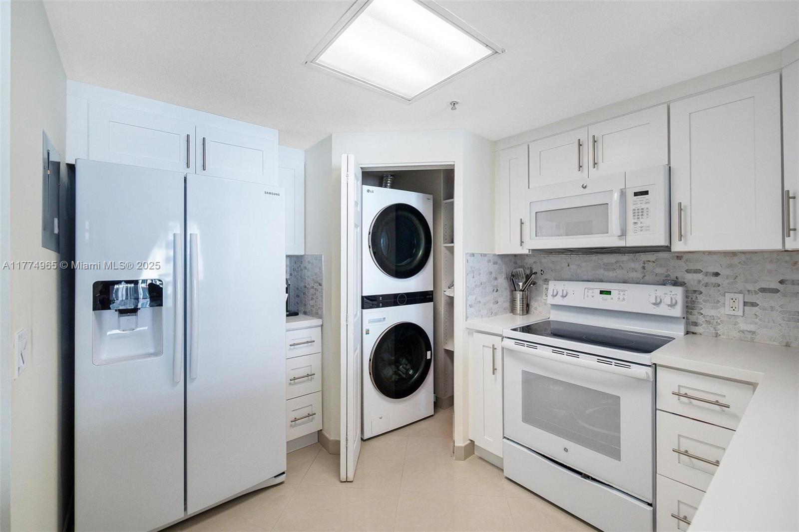 701 Brickell Key Blvd # 1708