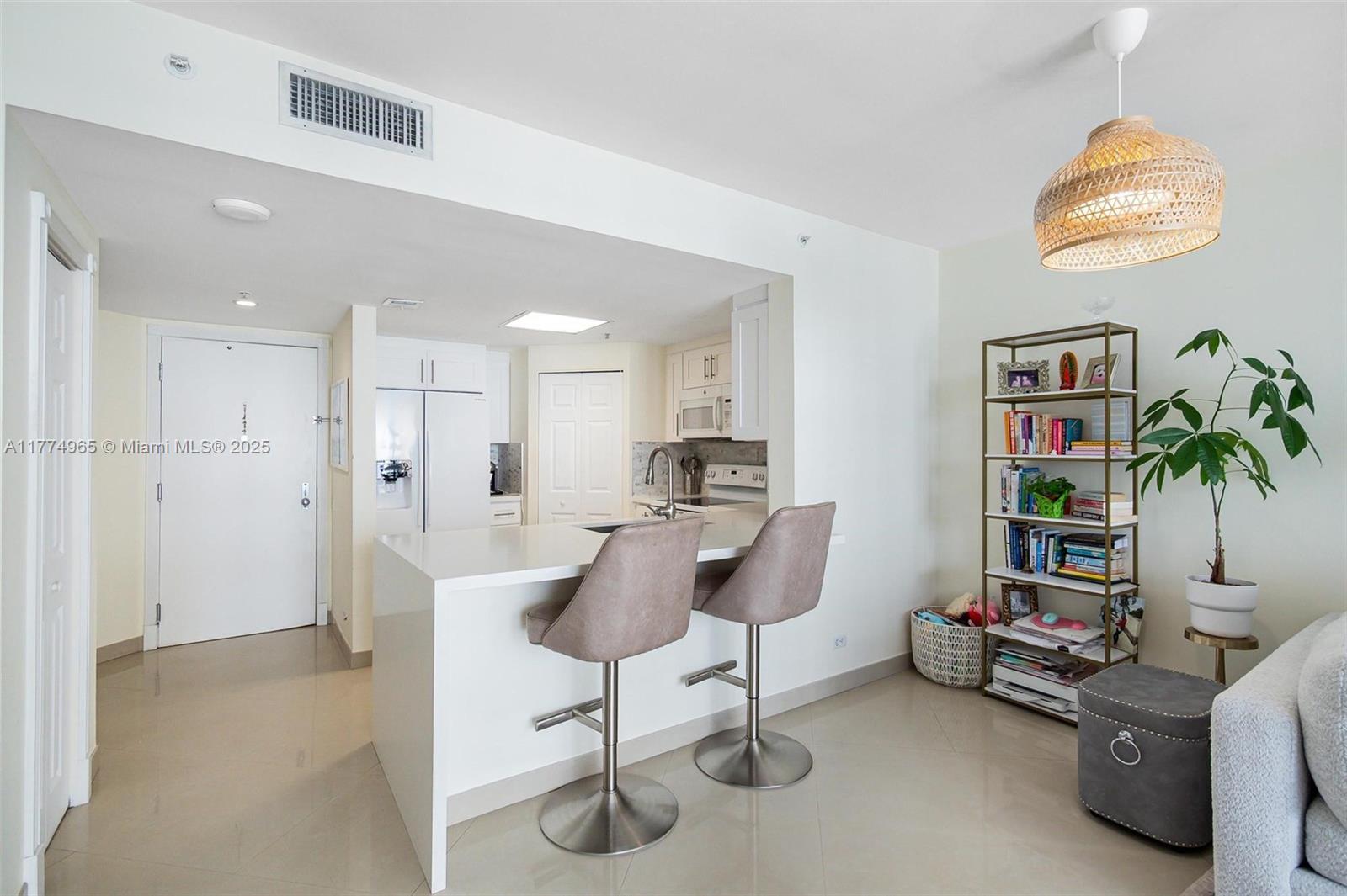 701 Brickell Key Blvd # 1708