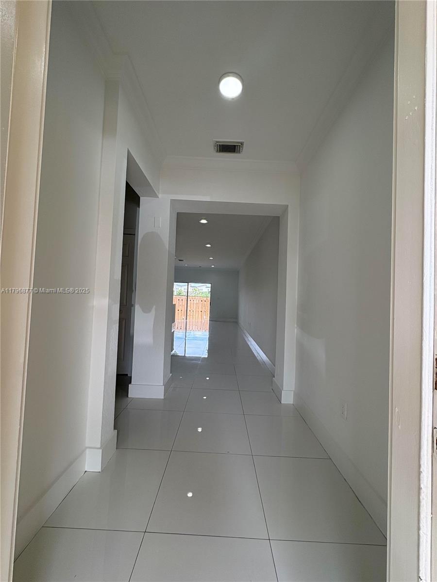 8301 NW 107th Ct # 22 Unit: 7-22