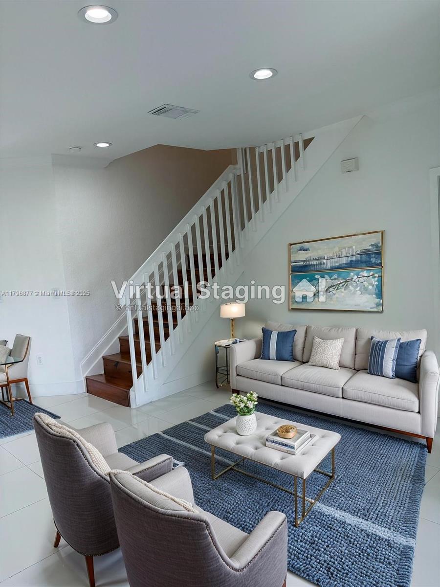 8301 NW 107th Ct # 22 Unit: 7-22