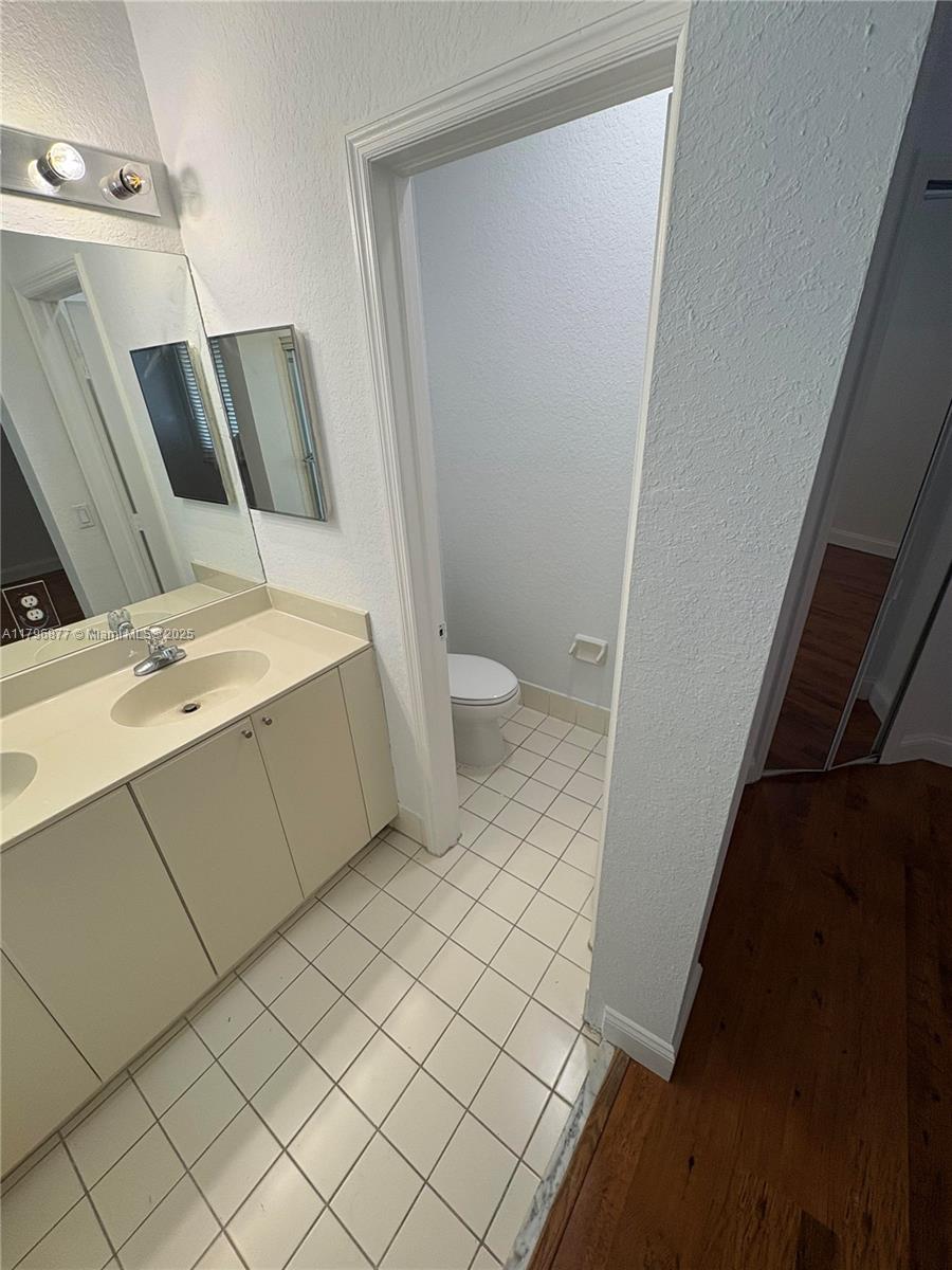 8301 NW 107th Ct # 22 Unit: 7-22