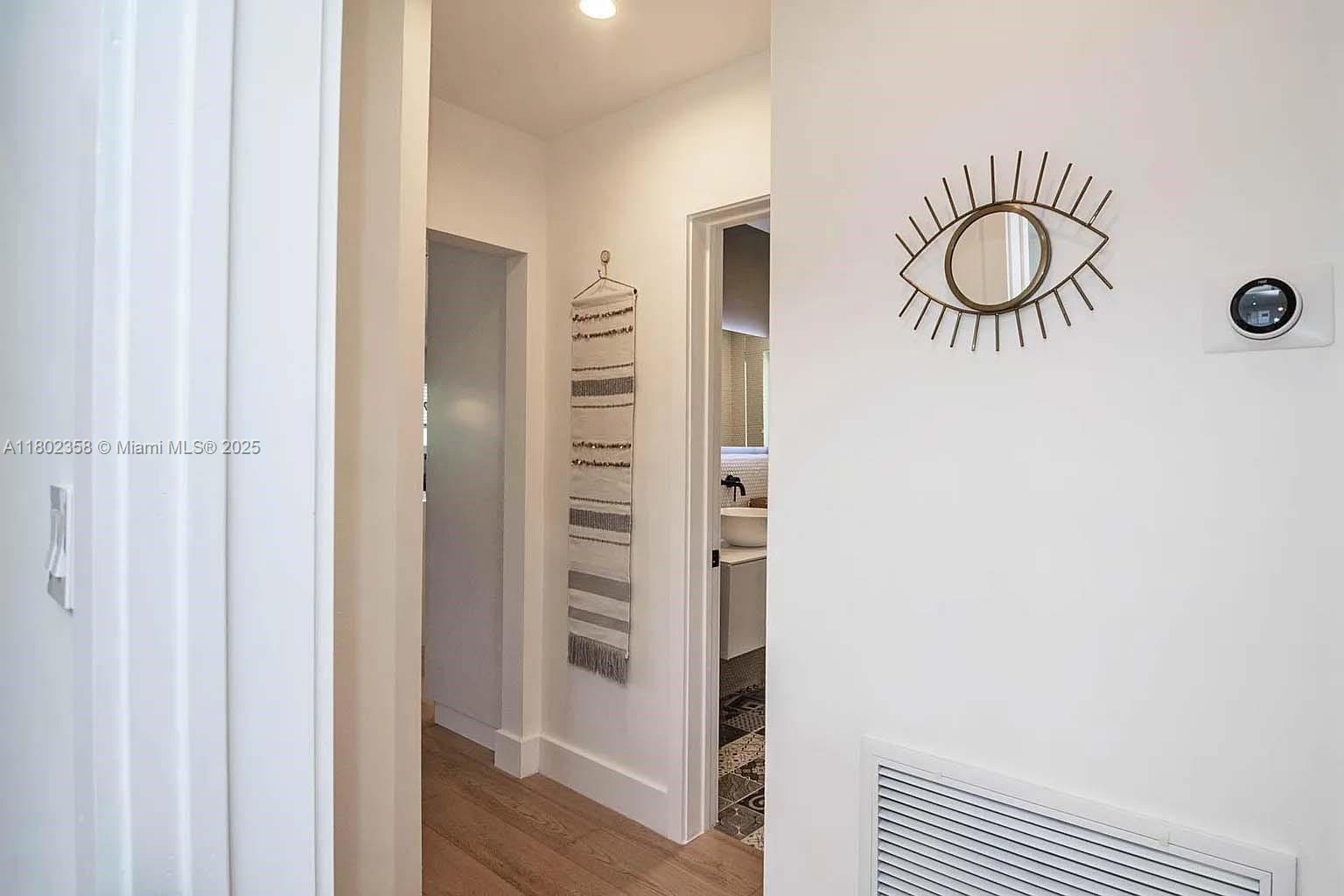 1439 Hollywood Blvd Unit: 0