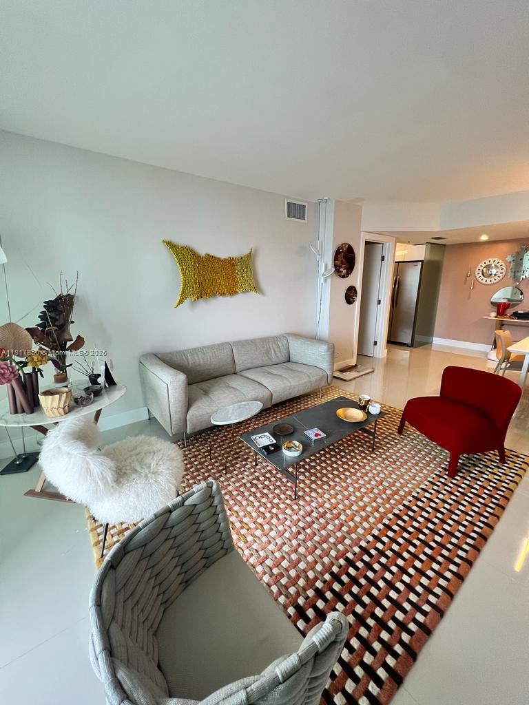 800 Claughton Island Dr # 704