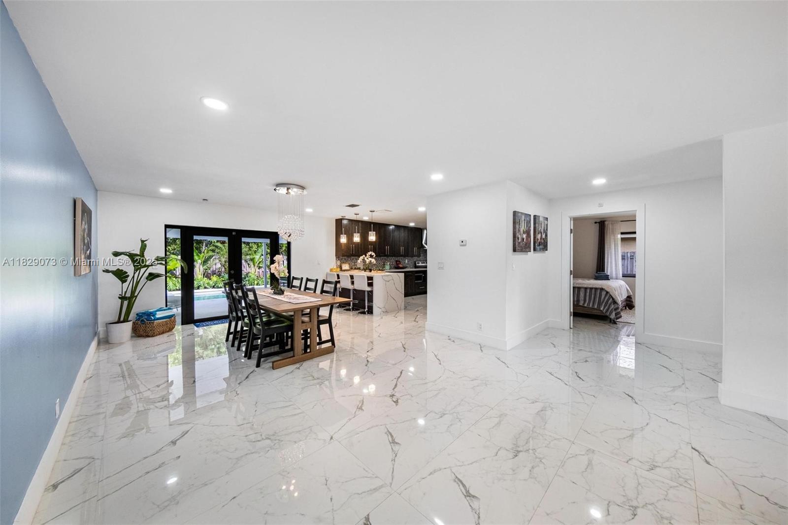 2101 NW 14th Ave