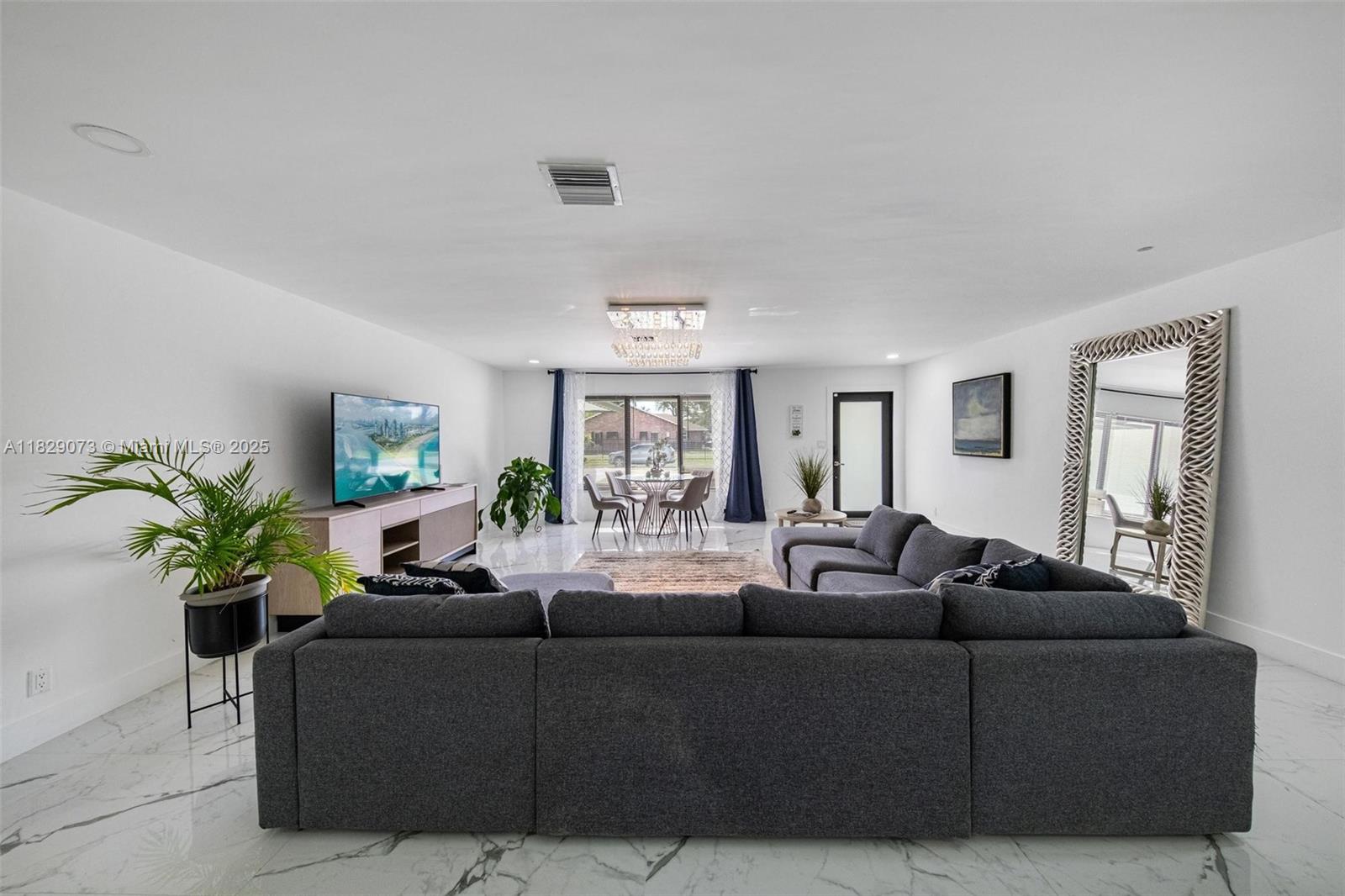 2101 NW 14th Ave