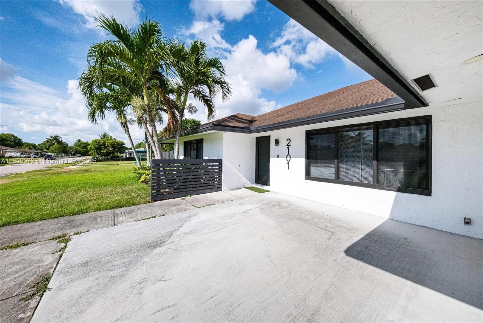 2101 NW 14th Ave