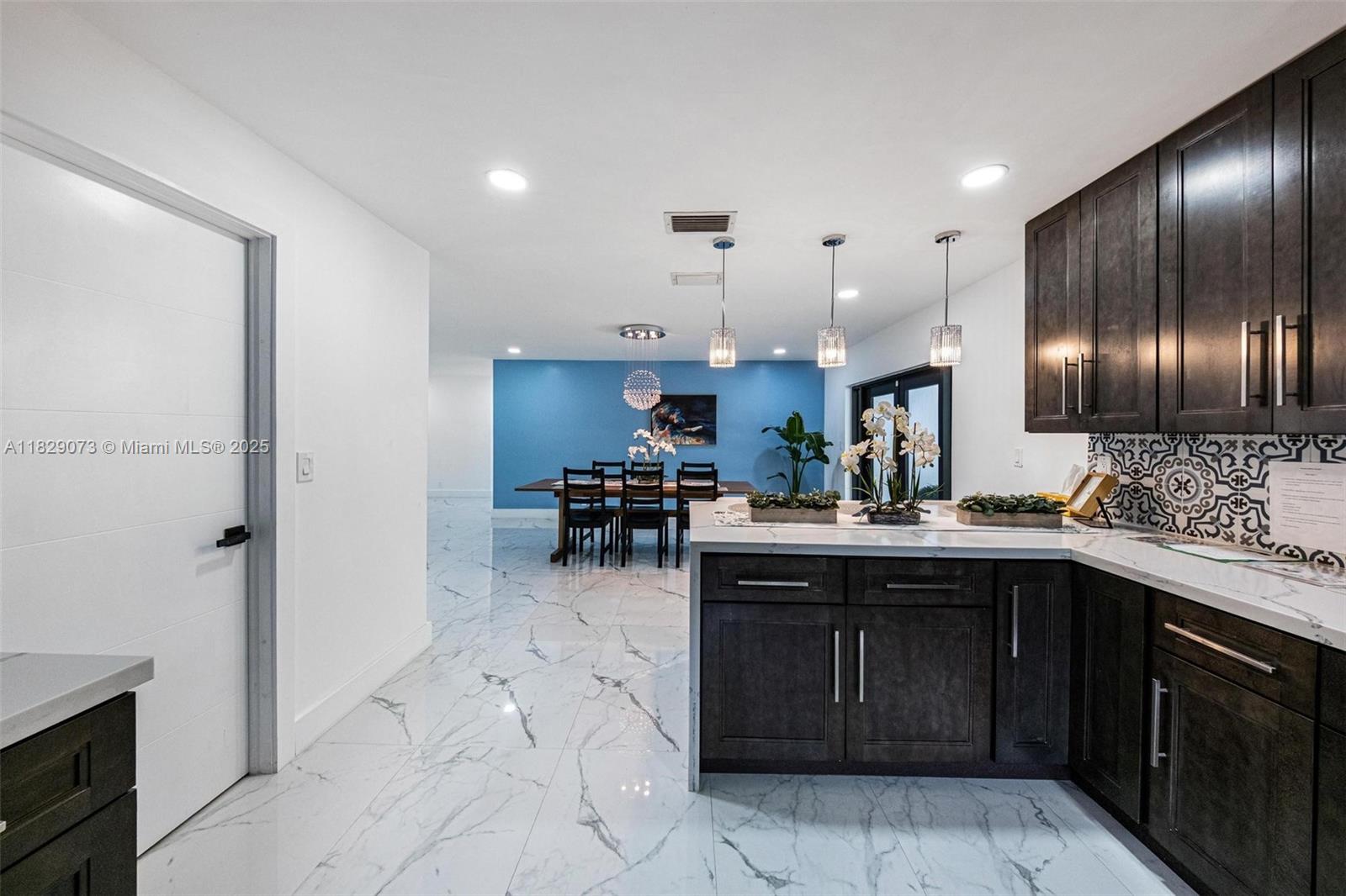 2101 NW 14th Ave