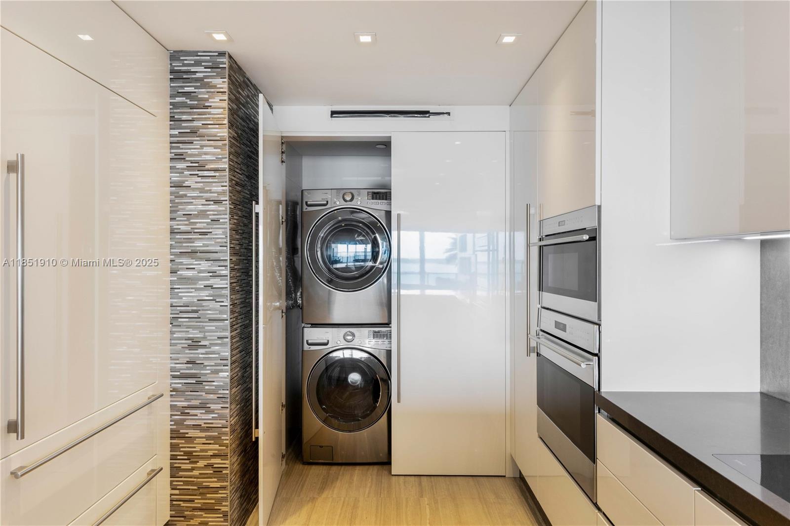 1331 Brickell Bay Dr # 909