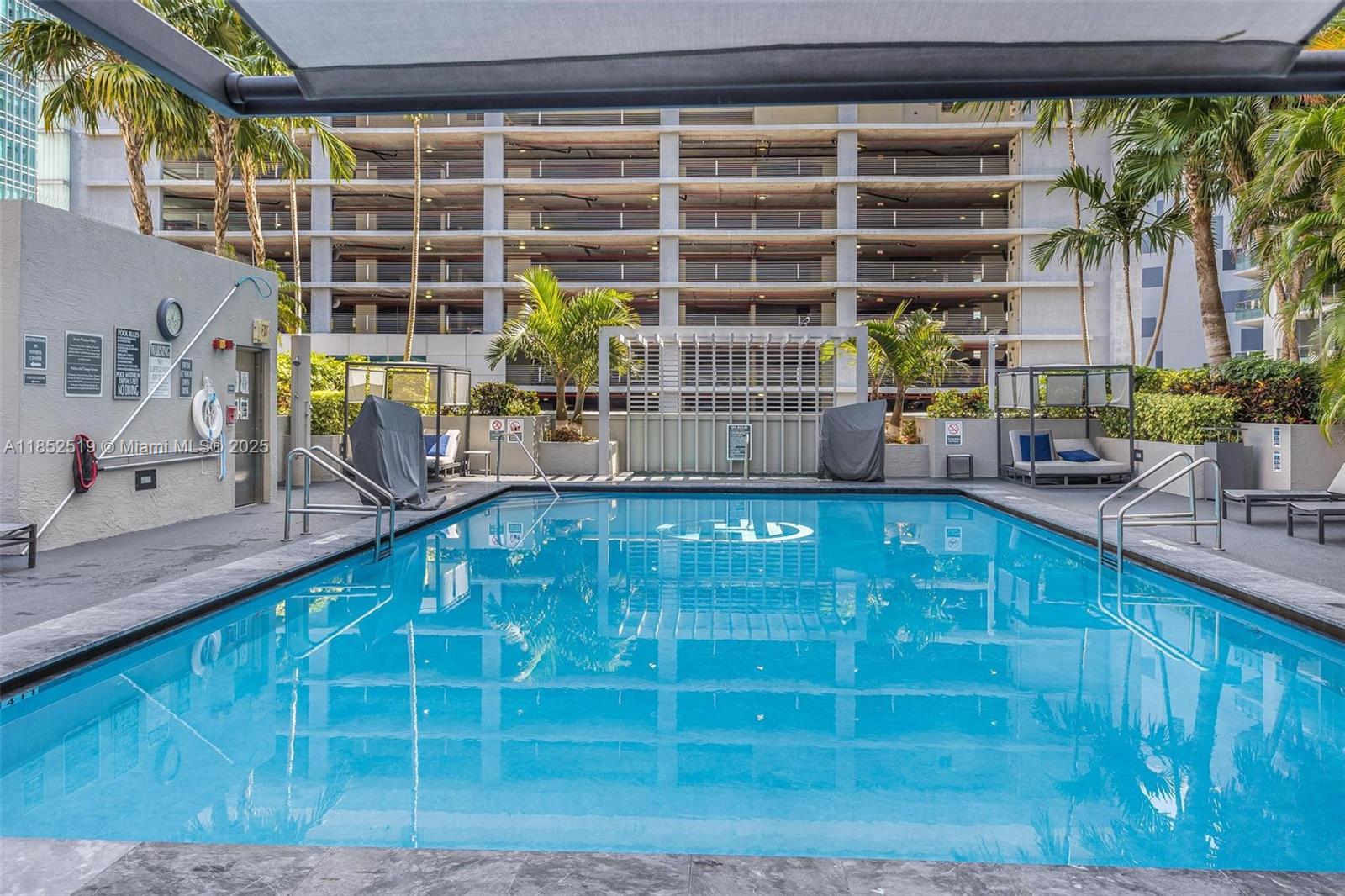 185 SE 14th Ter # 2006