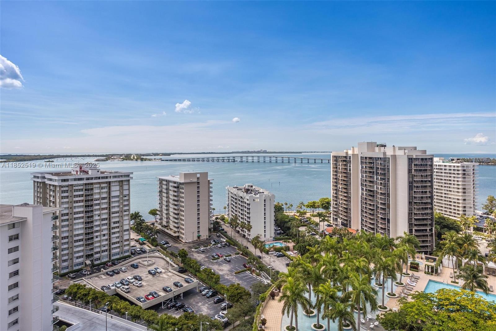 185 SE 14th Ter # 2006