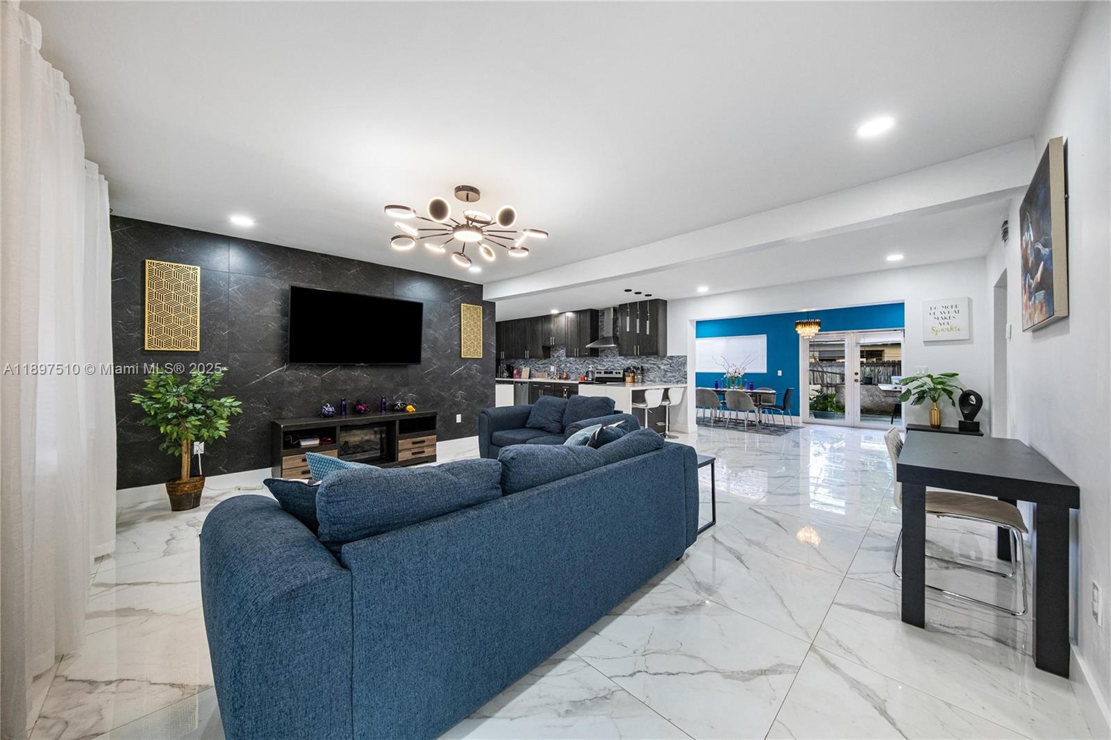 2441 Alcazar Dr, Miramar