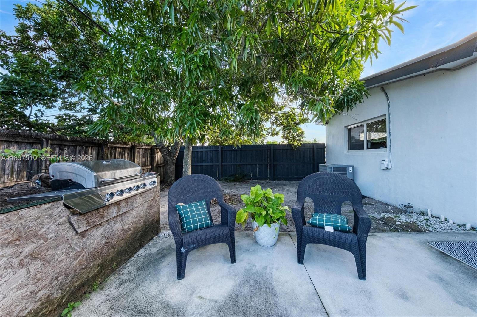 2441 Alcazar Dr, Miramar