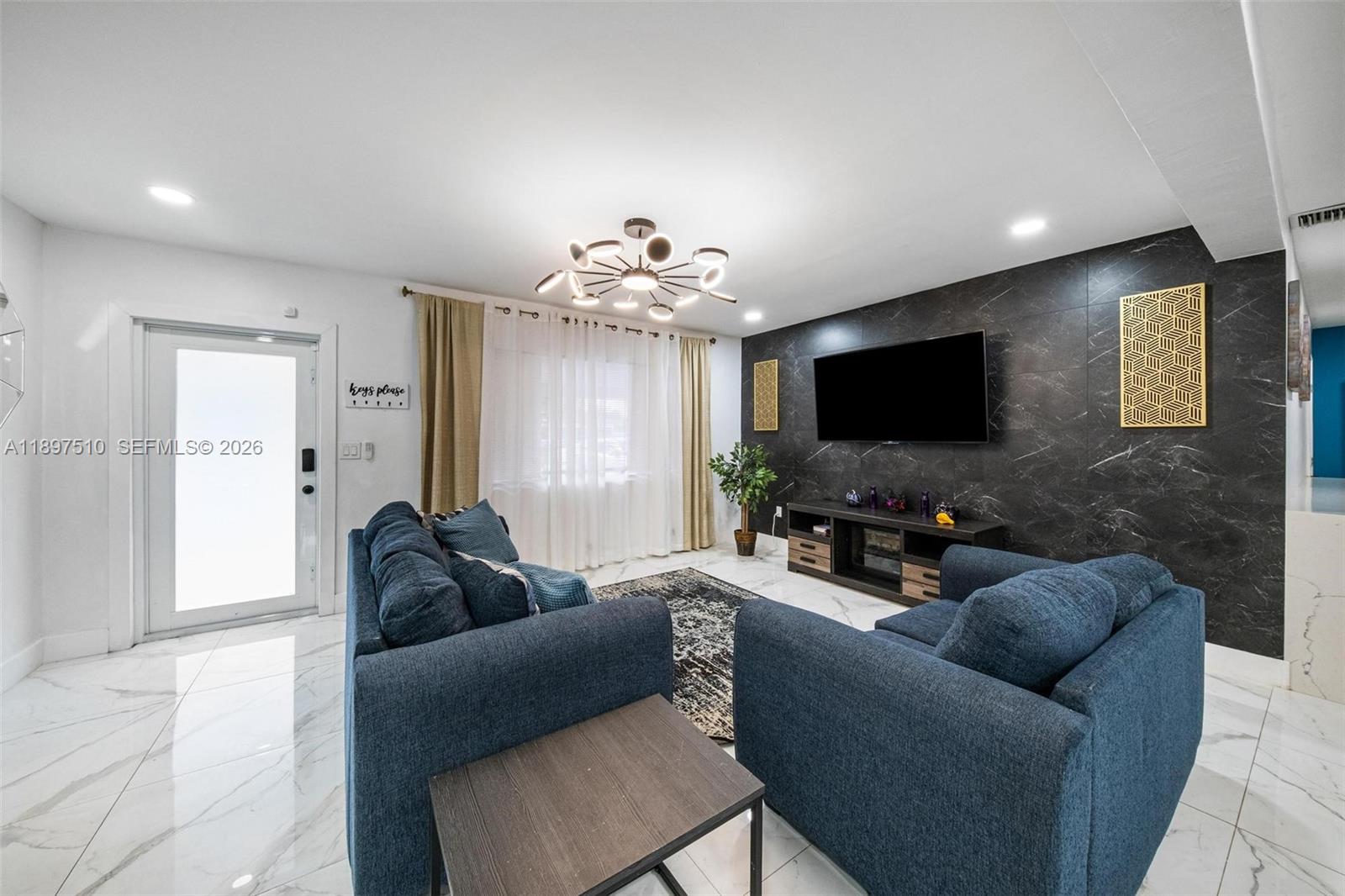 2441 Alcazar Dr, Miramar