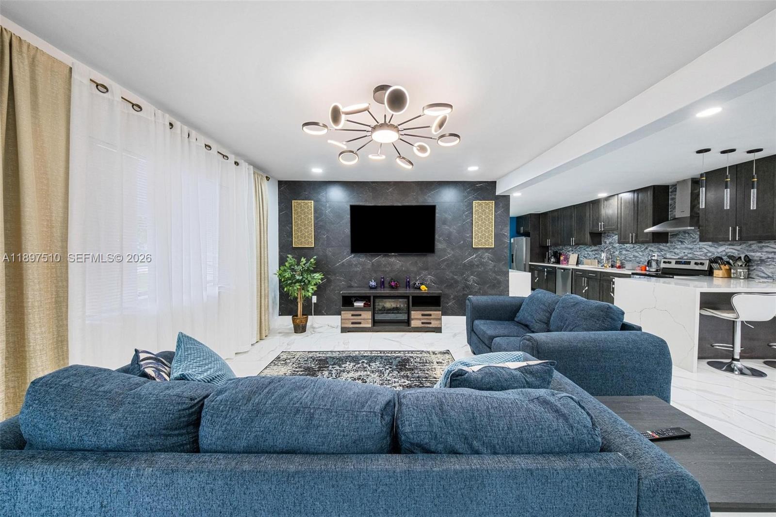 2441 Alcazar Dr, Miramar