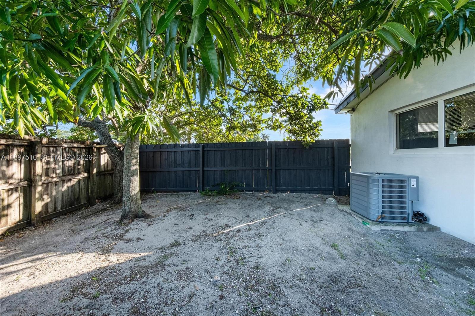 2441 Alcazar Dr, Miramar