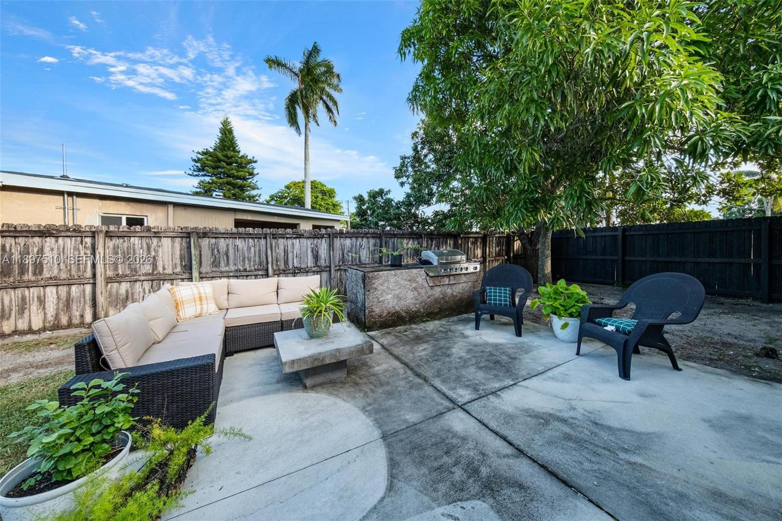 2441 Alcazar Dr, Miramar