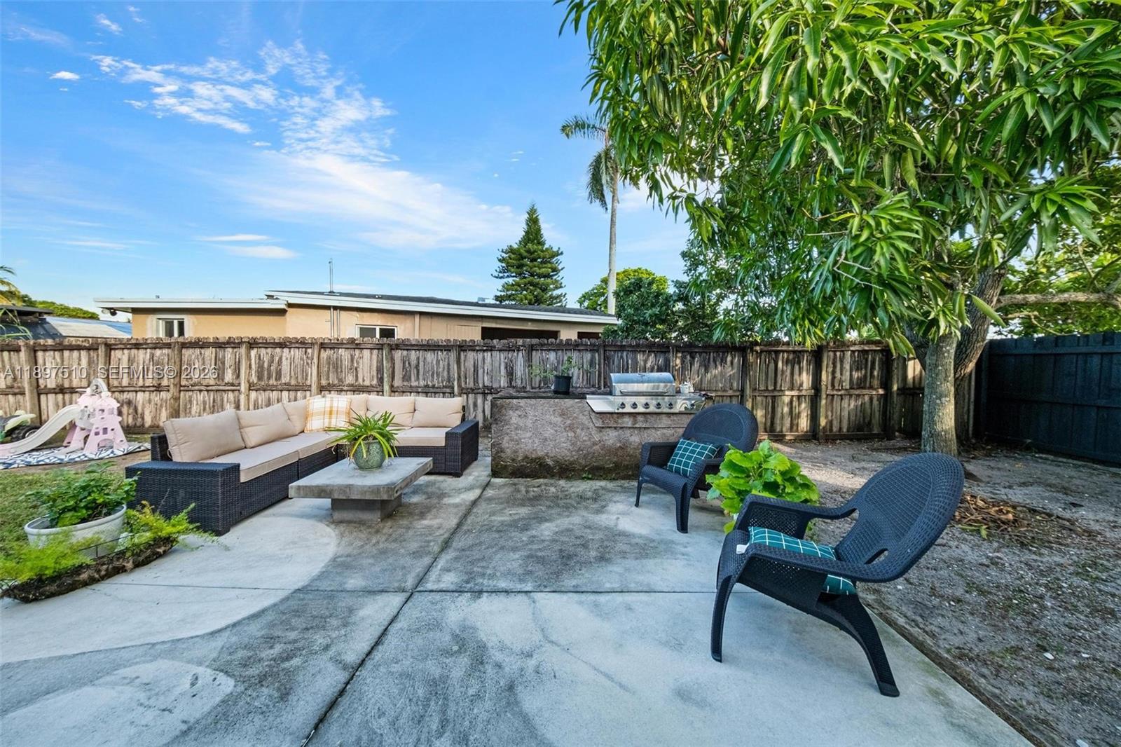 2441 Alcazar Dr, Miramar