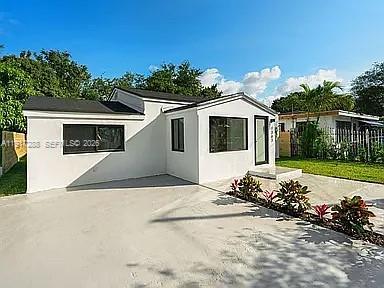 1367 NW 41st St
