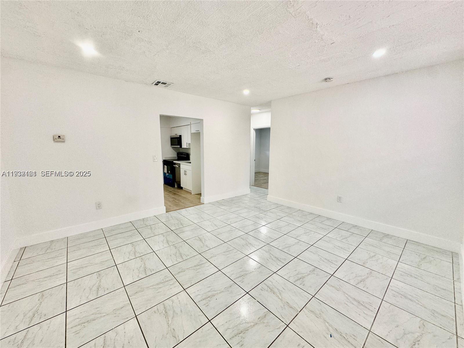 1533 NW 53rd St