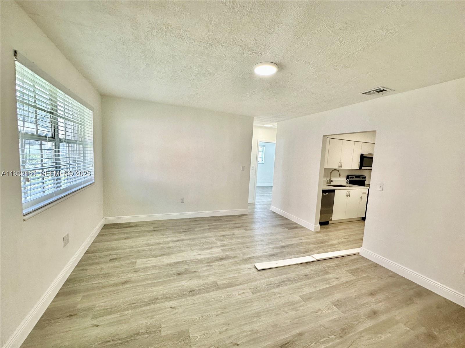 1533 NW 53rd St