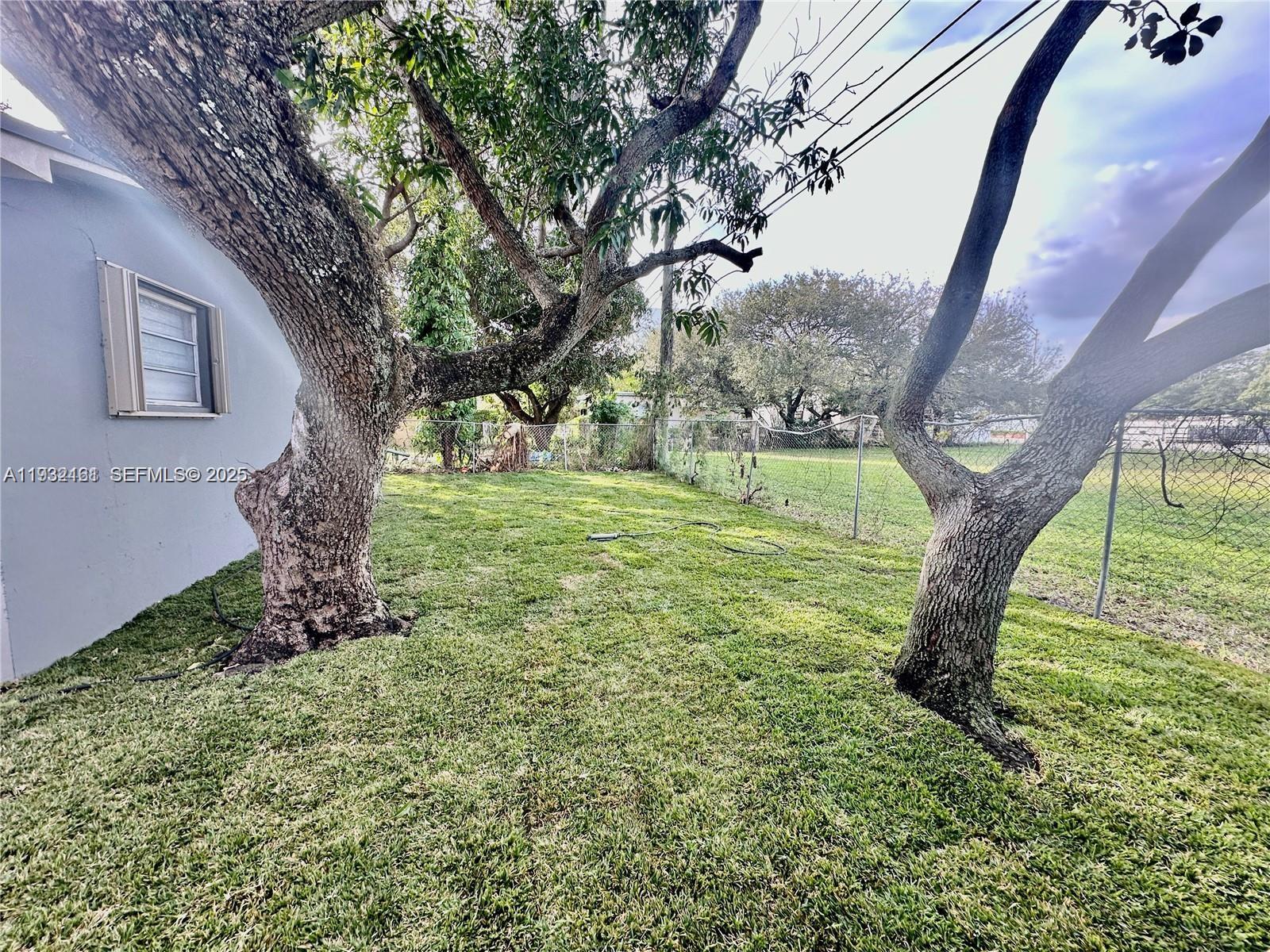 1533 NW 53rd St