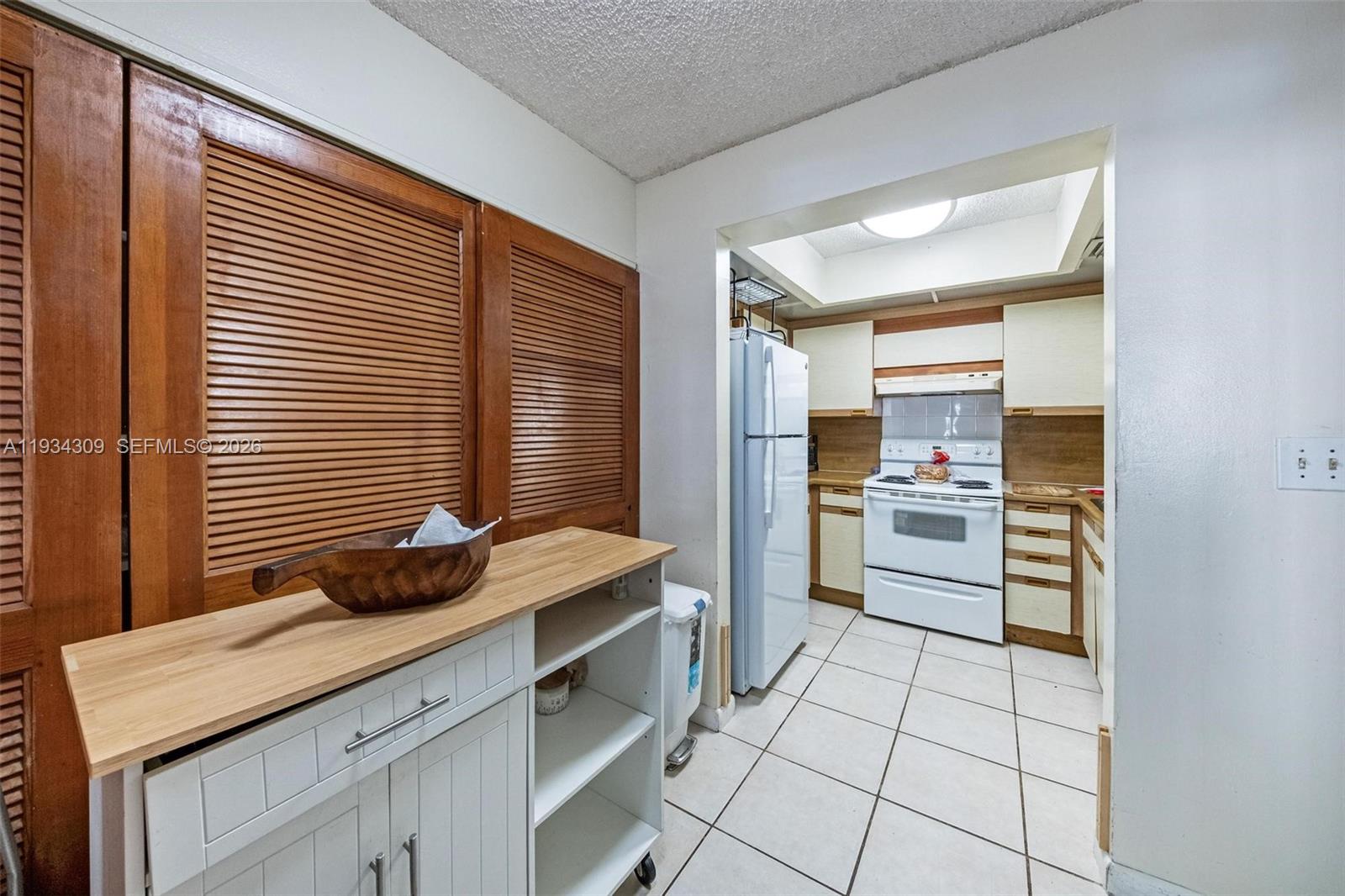 8860 SW 123rd Ct # K207