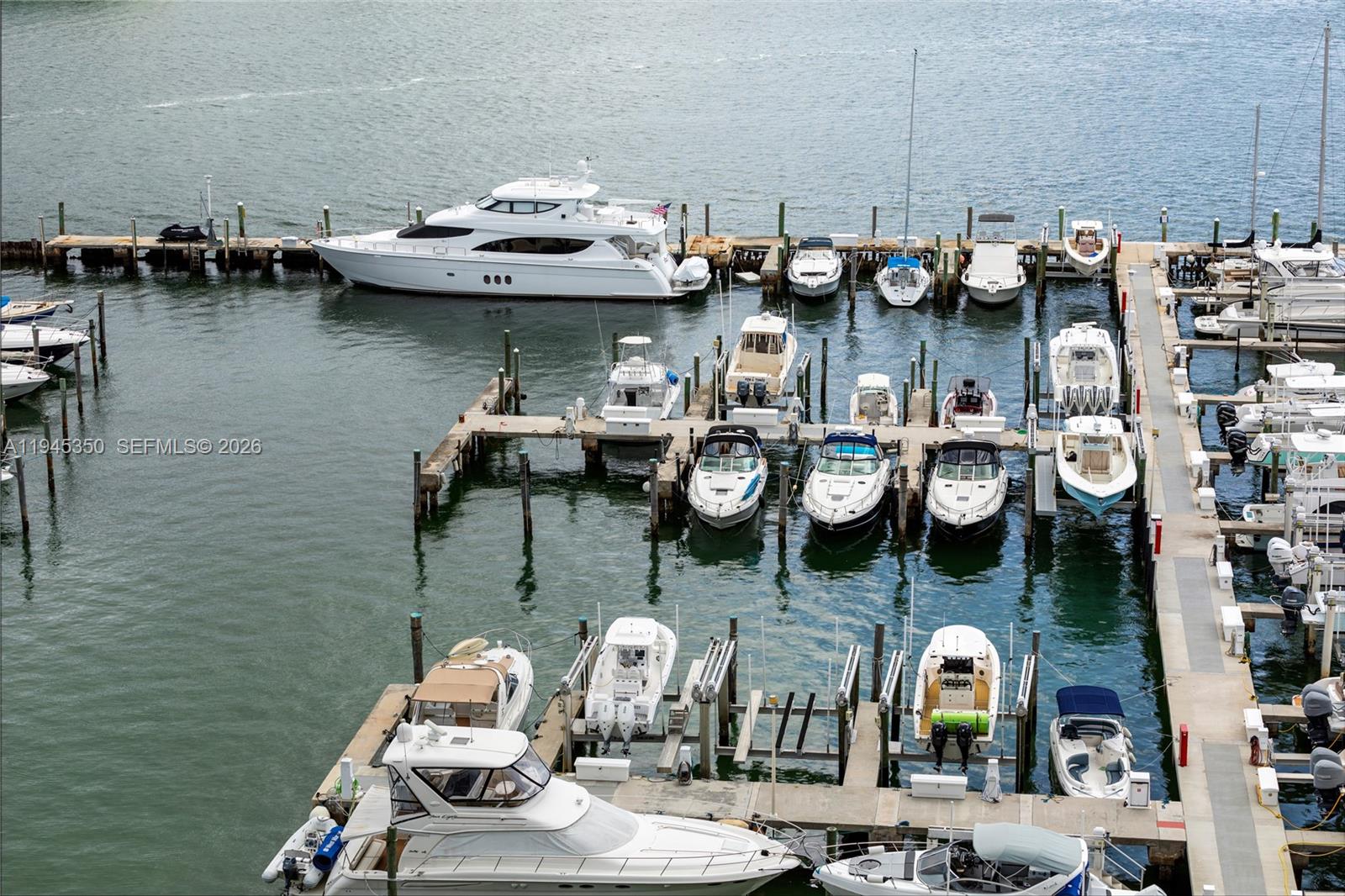 7601 E Treasure Dr # 1415