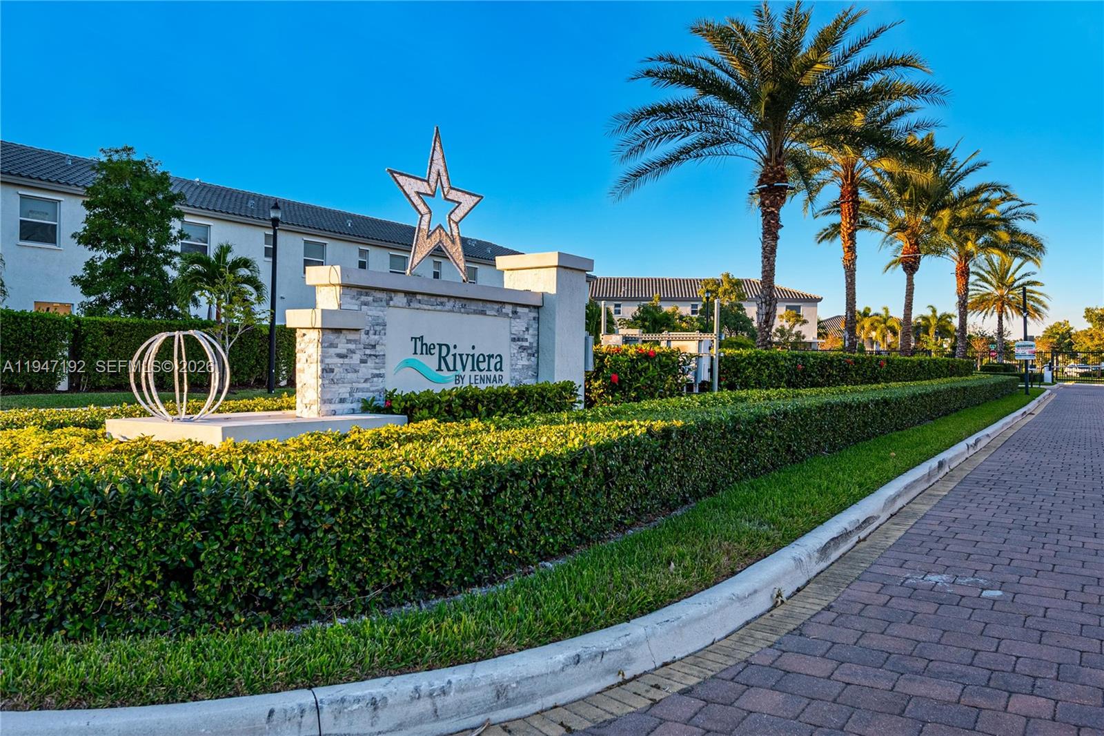 2649 SE 13th St # 2649