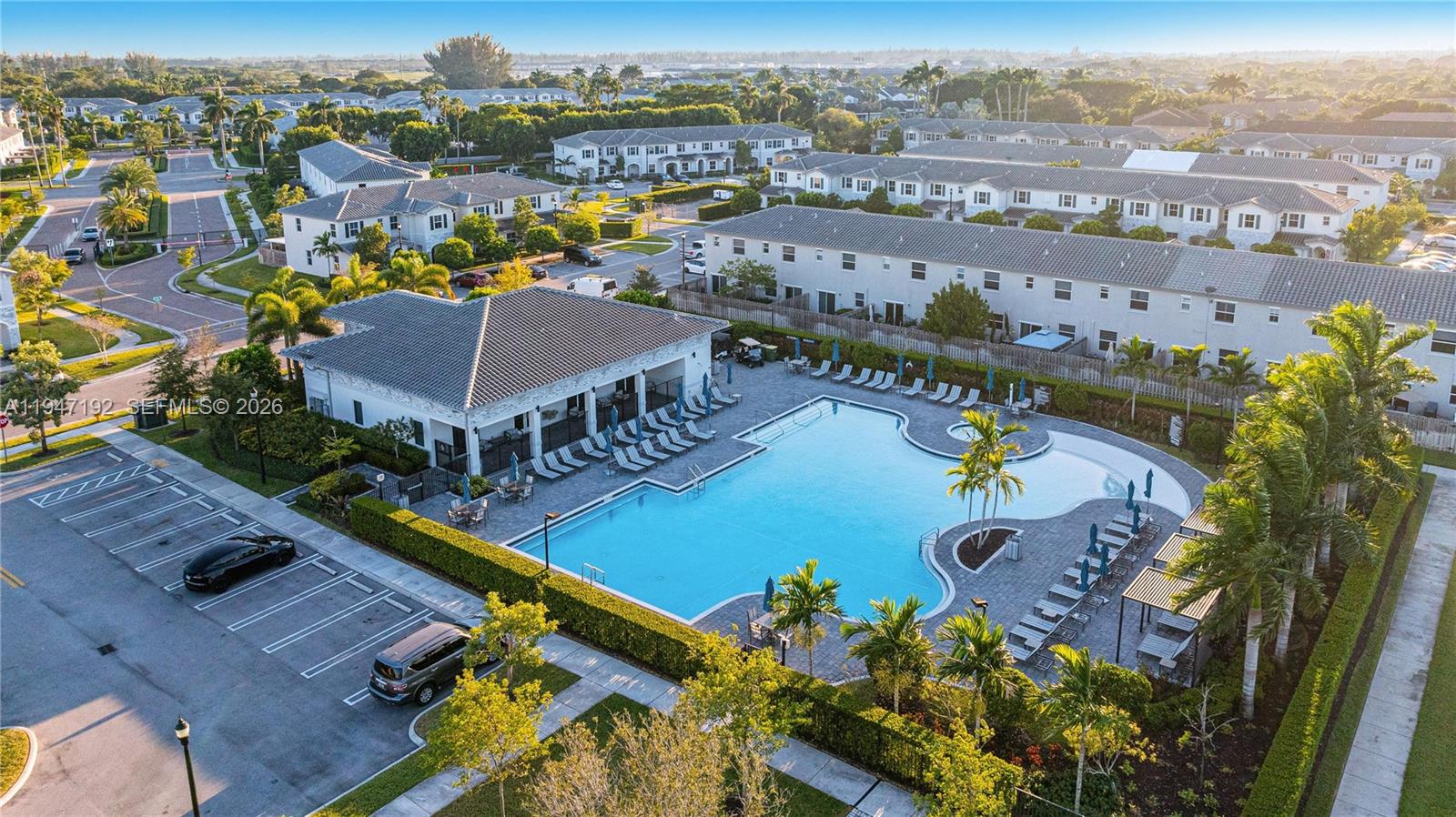 2649 SE 13th St # 2649