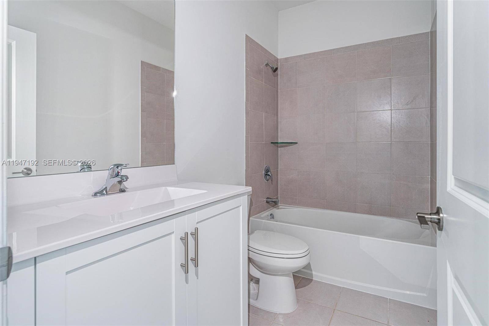 2649 SE 13th St # 2649