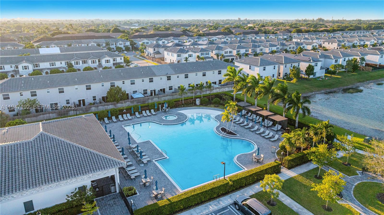 2649 SE 13th St # 2649