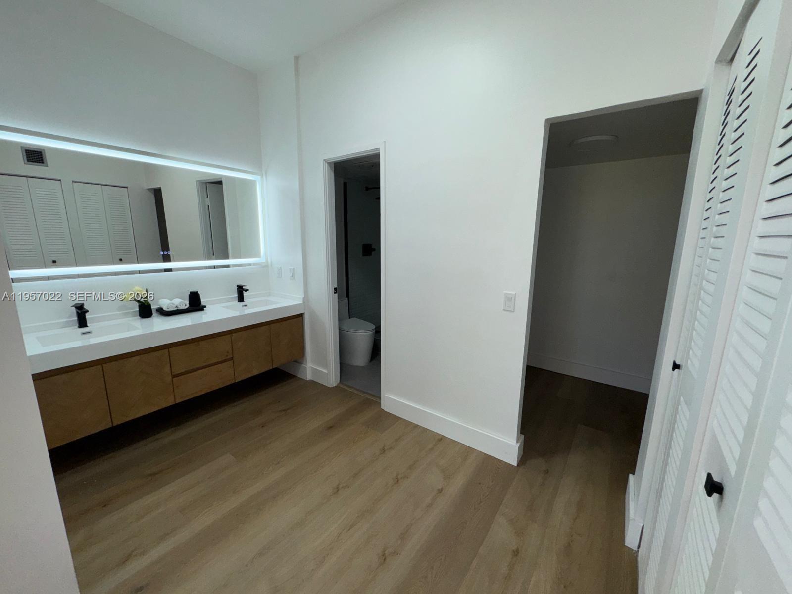 3731 N Country Club Dr # 126