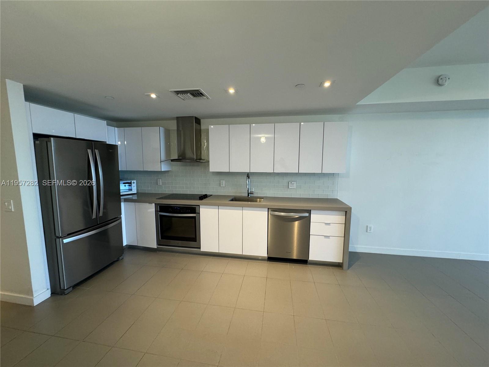 1600 NE 1st Ave # 2204