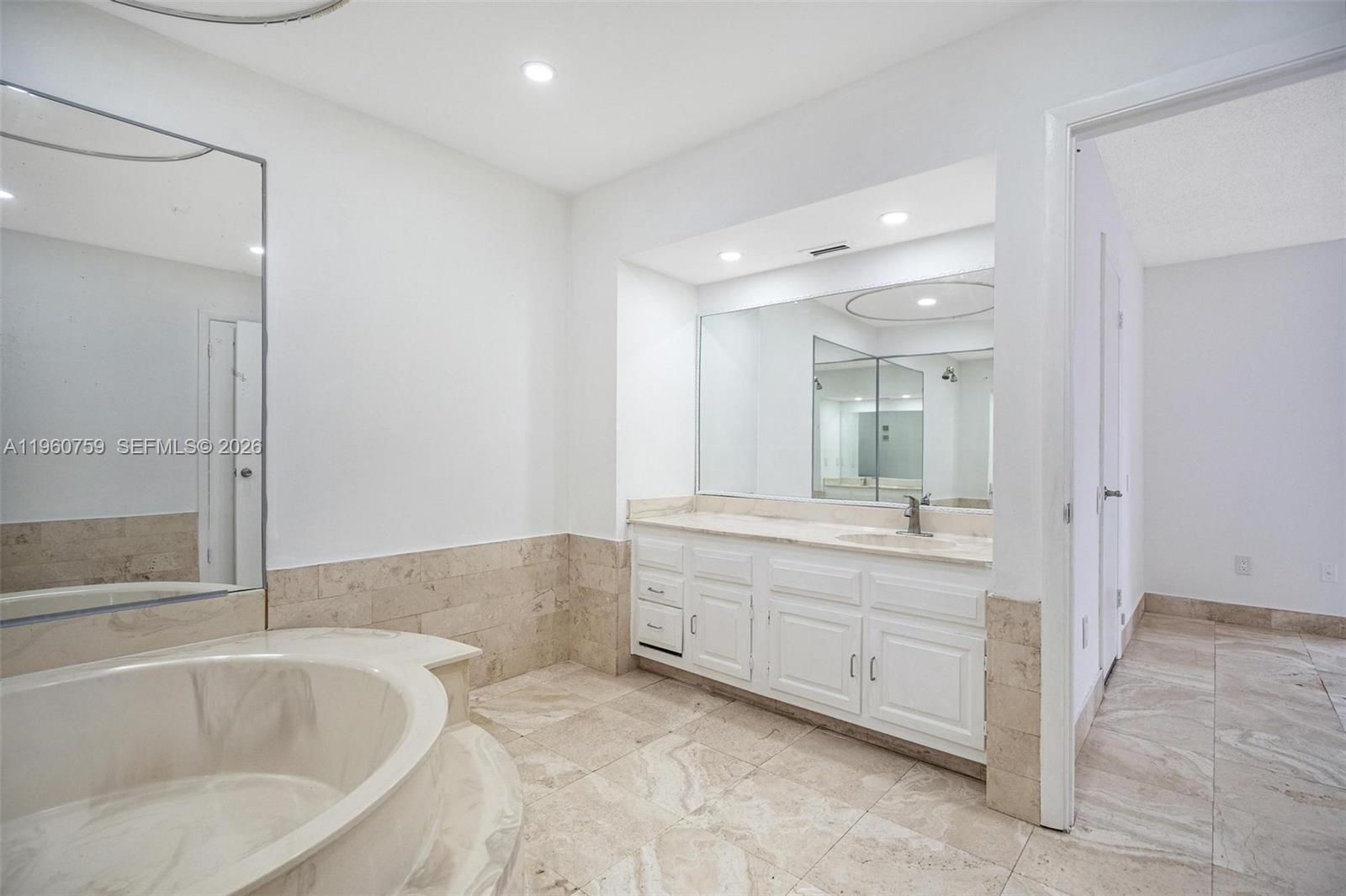 7074 SW 114th Pl # B