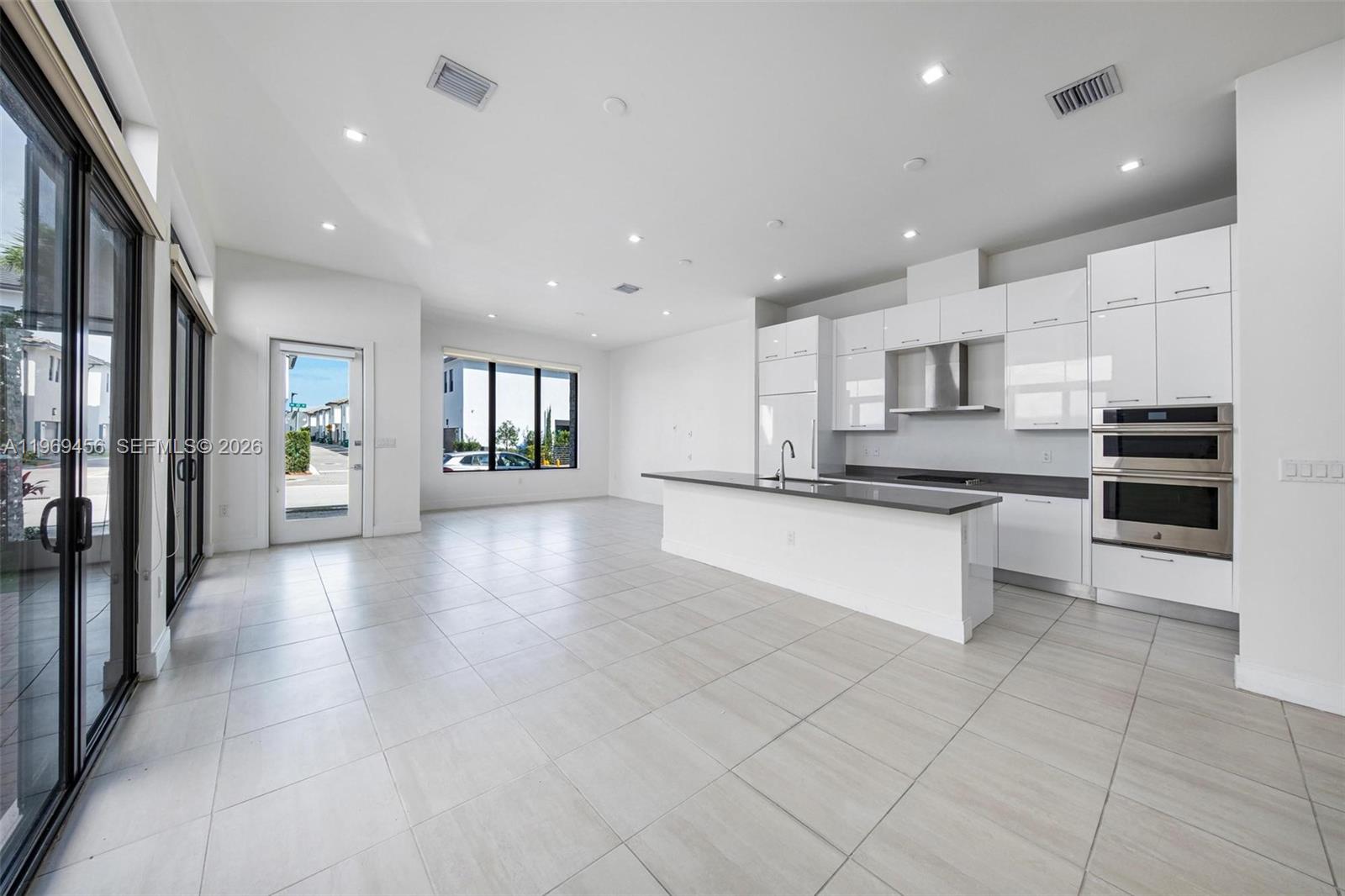 8120 NW 43rd St # 8120