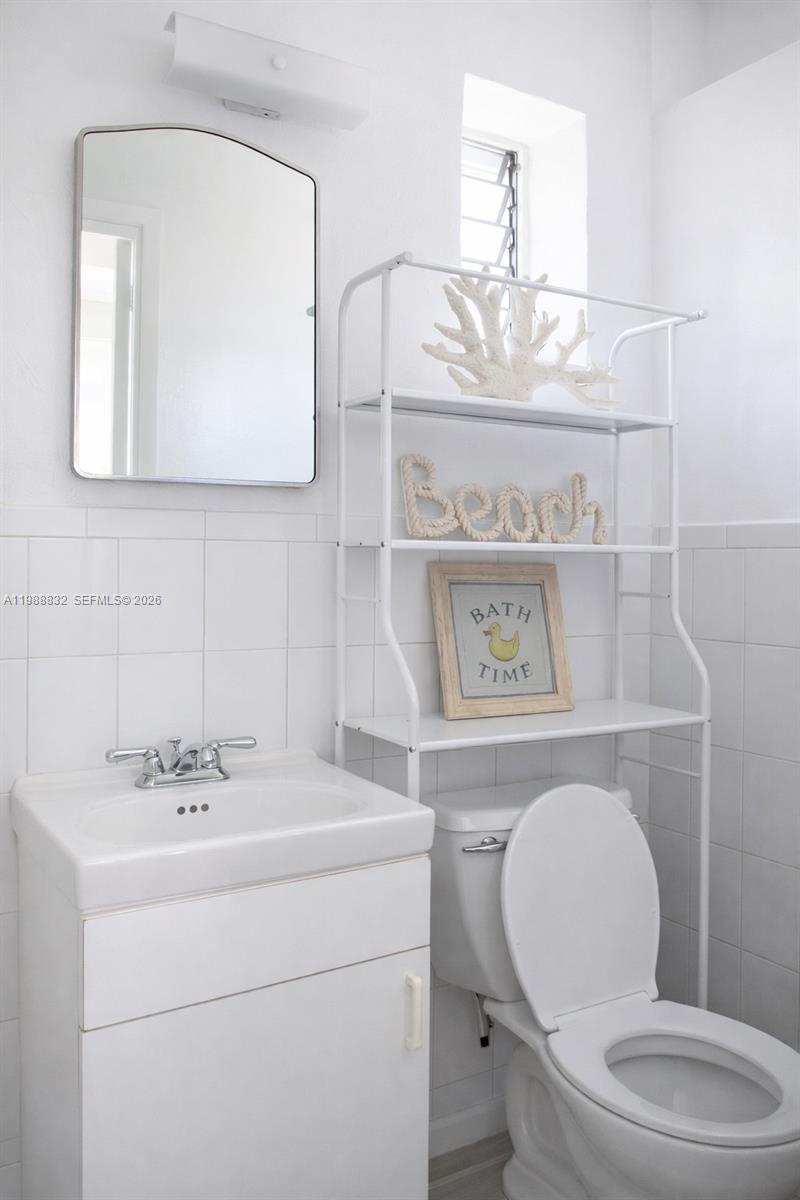 6250 NW Miami Pl Unit: 2