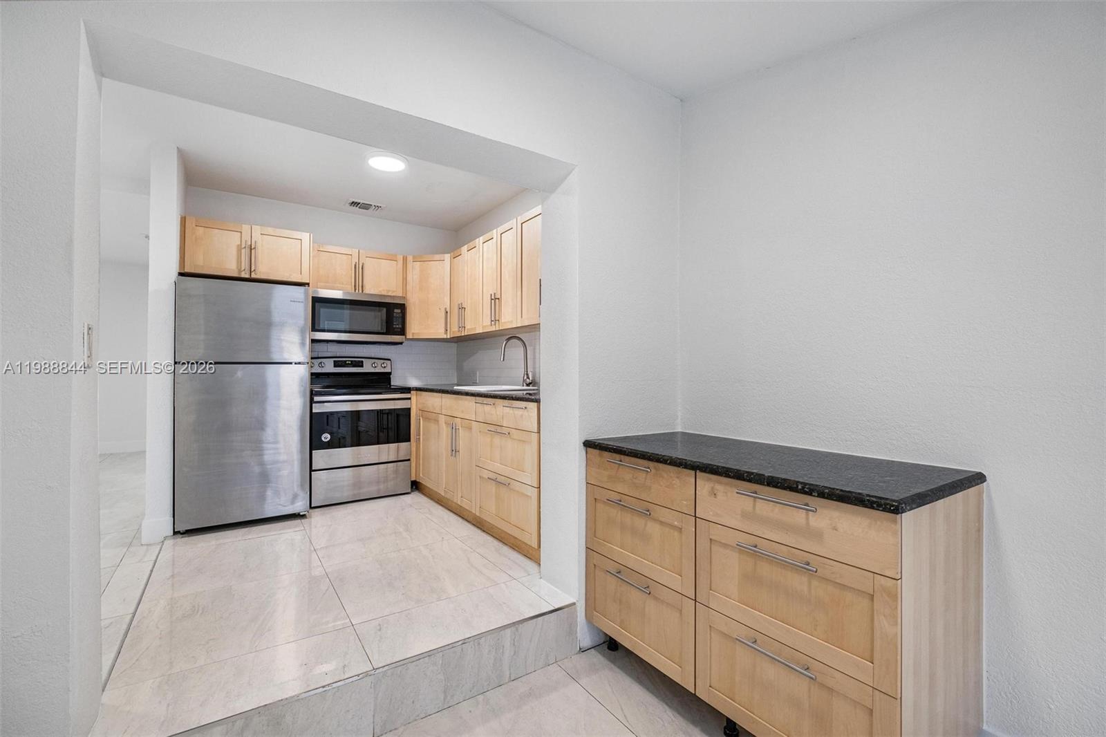 529 NW 42nd St