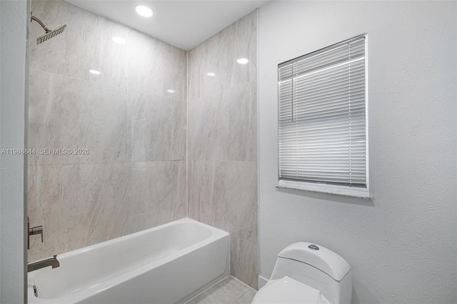 529 NW 42nd St