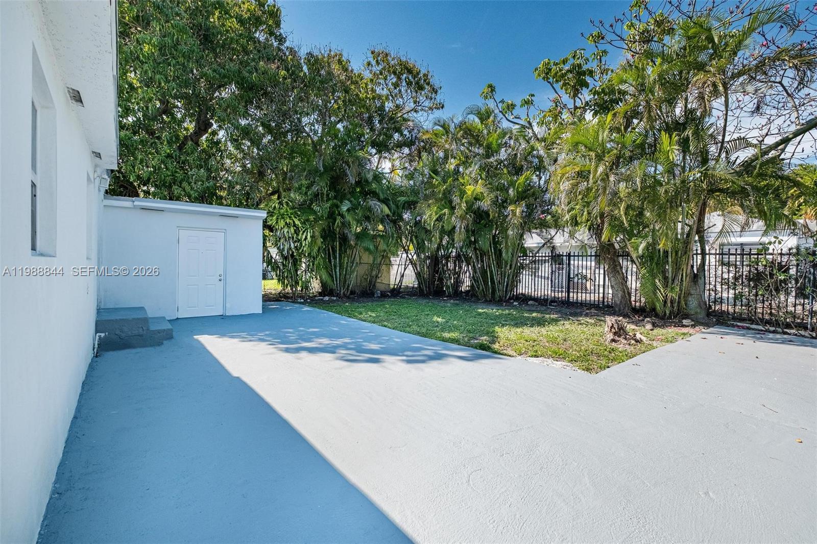 529 NW 42nd St
