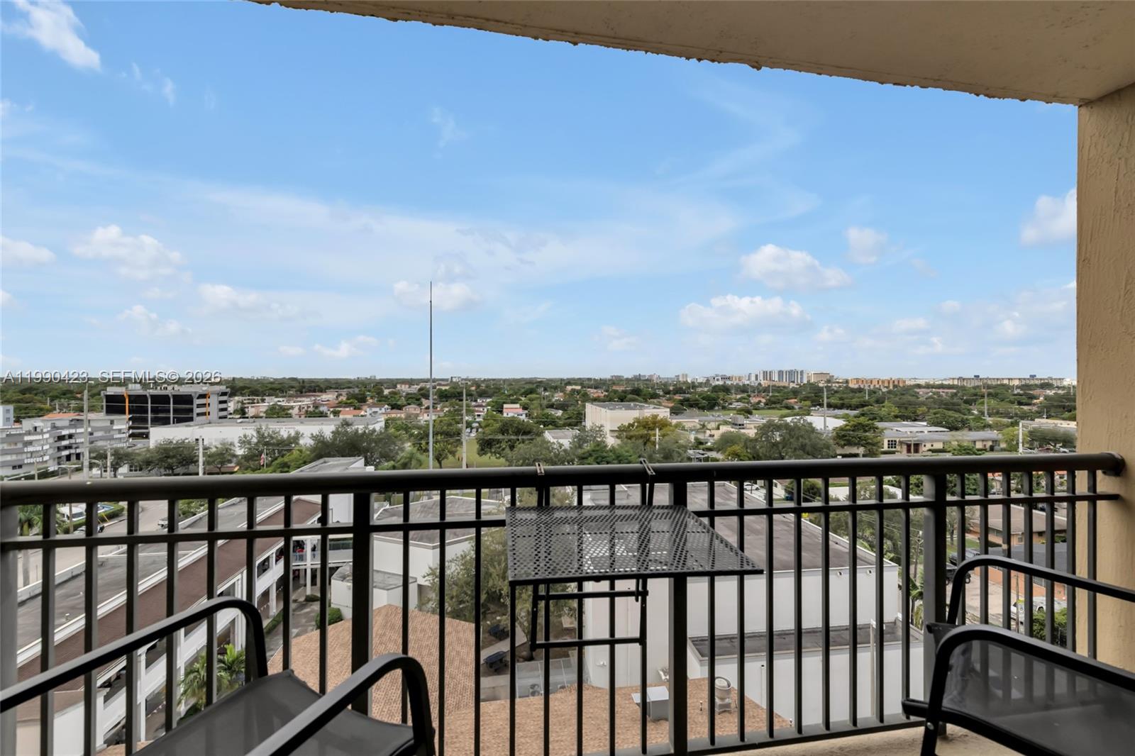 4242 NW 2nd St # 807
